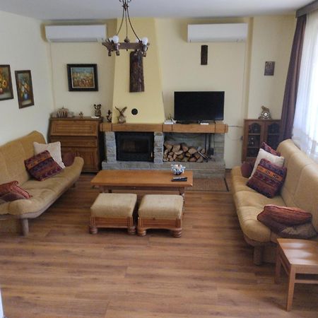 Гери2 Villa Arbanasi Exteriör bild