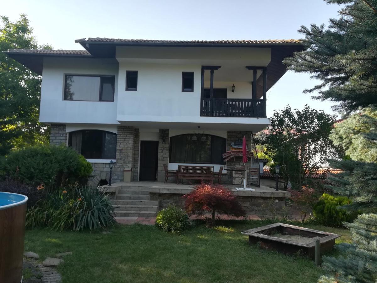 Гери2 Villa Arbanasi Exteriör bild